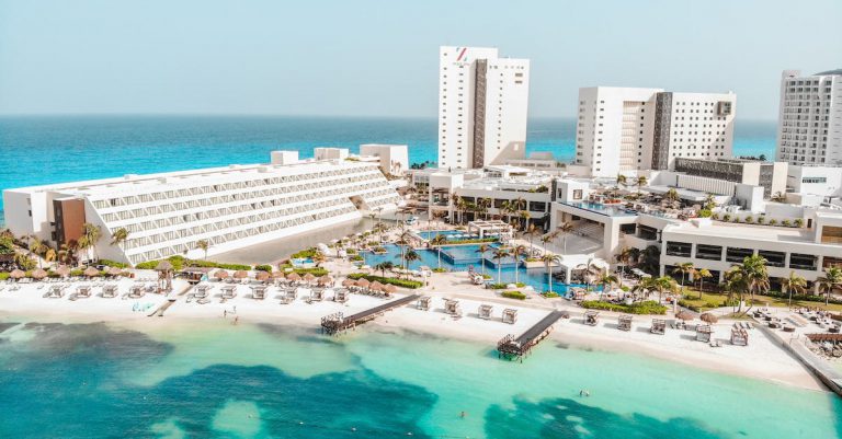 A Guide to Finding the Best Hotel in Cancun