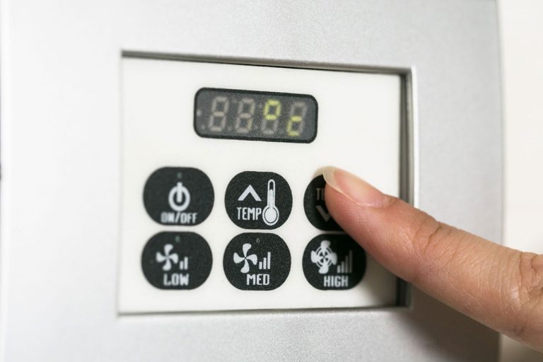 How to Override Hotel Thermostat: Quick and Easy Tips for Personalized Climate Control