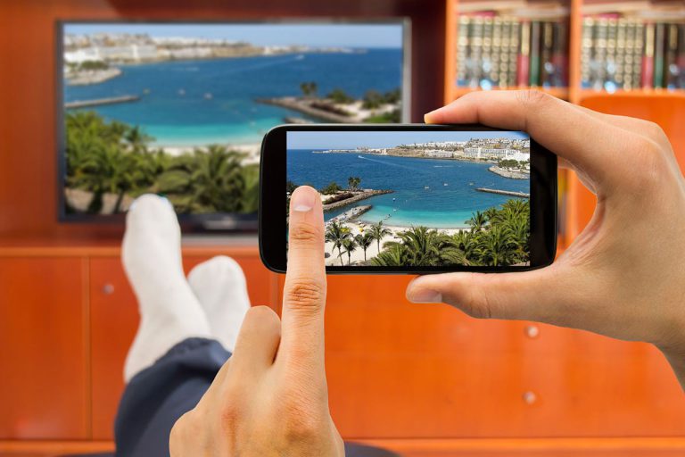 How to Use Chromecast in Hotel Rooms: A Comprehensive Guide