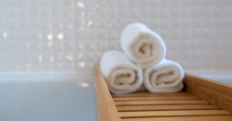 How Much Do Hotels Charge For Towels?