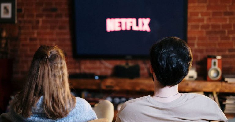 Can You Watch Netflix On A Hotel Tv?