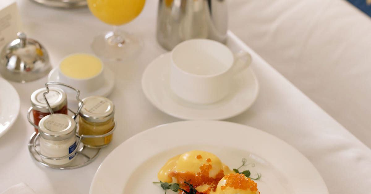 What Are Hotel Breakfast Eggs Made Of? Exploring Common Preparation