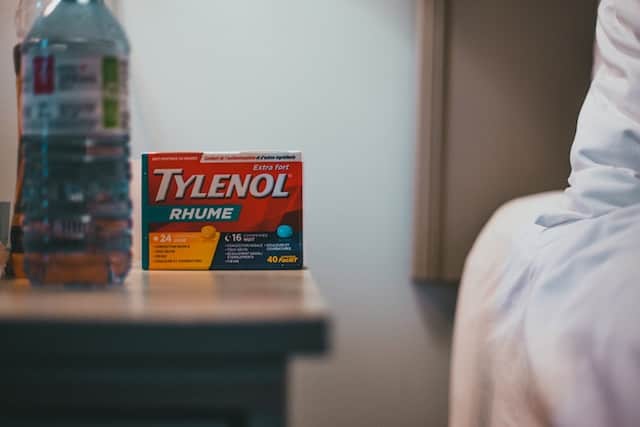 In-Room Amenities: Do Hotels Provide Tylenol and Other Medications?