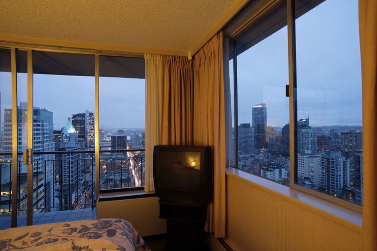 Are Corner Rooms Bigger In Hotels?