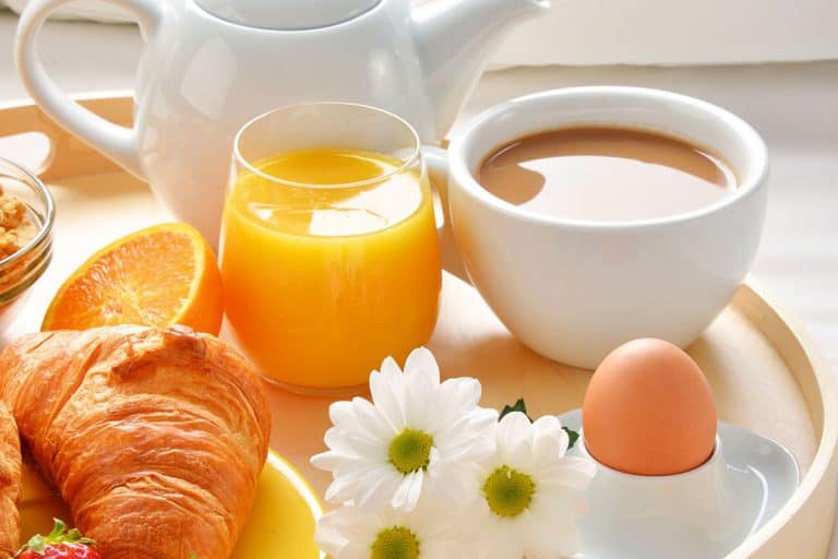 Are Hotel Eggs Real? The Truth About Hotel Breakfasts