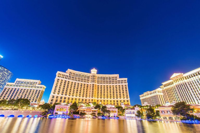 Are Bellagio And Caesars Palace Connected?