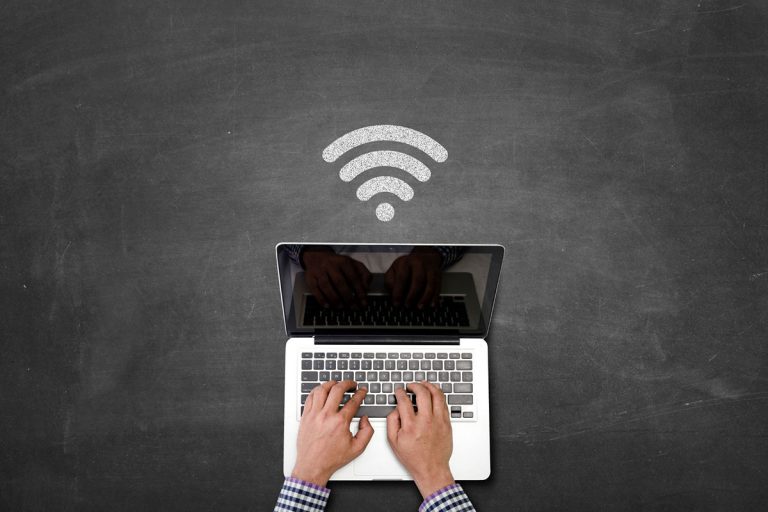 Can Hotel Wi-Fi See Incognito History?
