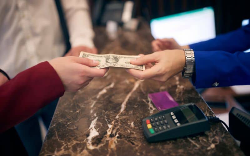 Can You Pay Hotel Deposit With Cash?  