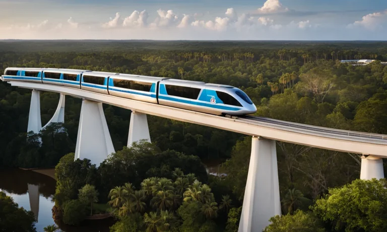 What Resorts Does the Monorail Go Through at Walt Disney World?