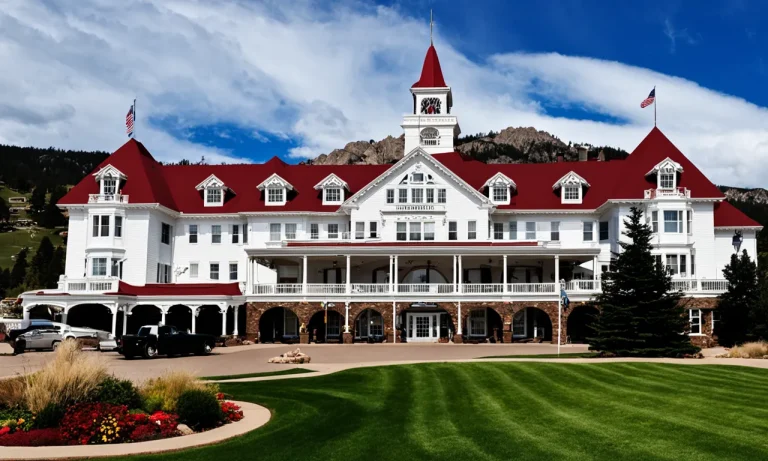 Do People Stay at The Stanley Hotel from The Shining?