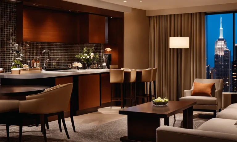 What is the Incidental Fee at the Swissotel Chicago?