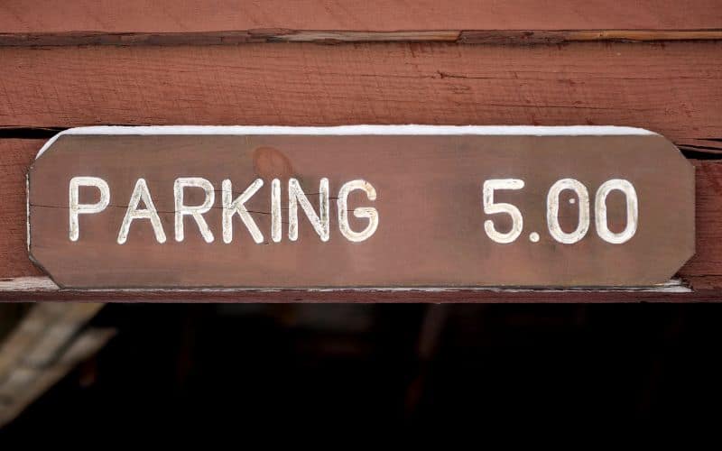 Hotel parking fee sign